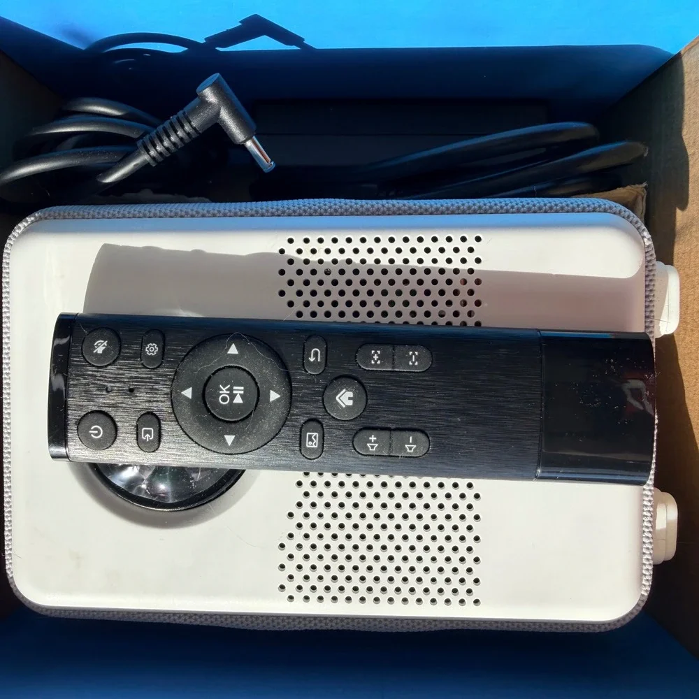 HP CC200 Citizen Cinema Projector Native 1080p Full HD White 471T7AA